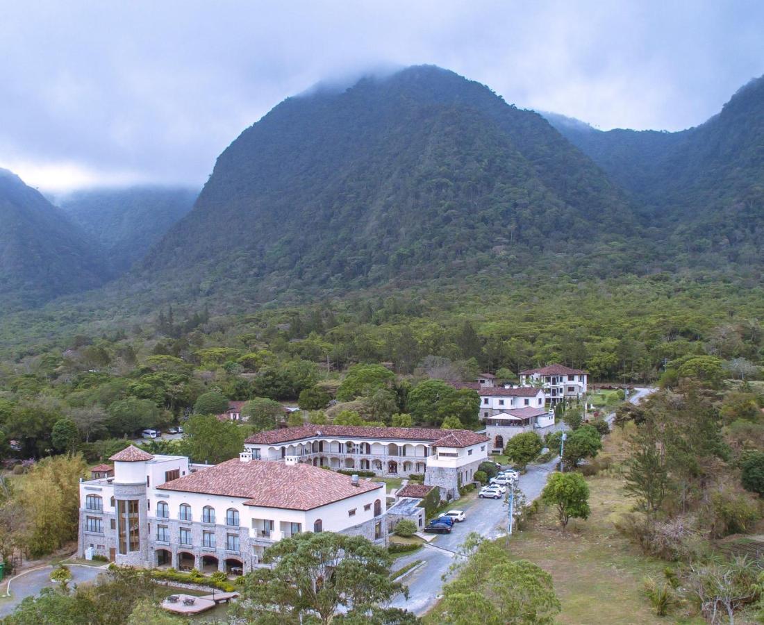 Los Mandarinos Boutique Hotel & Spa エル・バジェ・デ・アントン エクステリア 写真