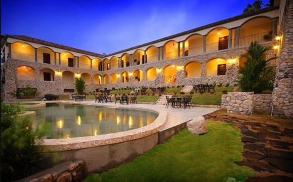 Los Mandarinos Boutique Hotel & Spa エル・バジェ・デ・アントン エクステリア 写真